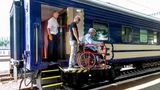 Укрзалізниця презентувала вагони, адаптовані для людей з інвалідністю : деталі
