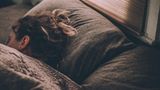 Поганий та короткий сон може викликати психічні порушення − дослідження
