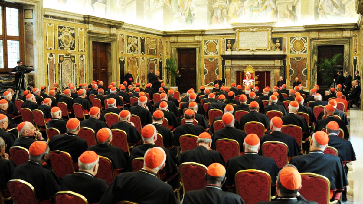 Сьогодні розпочинається <nobr>конклав у Ватикані</nobr> - фото 1