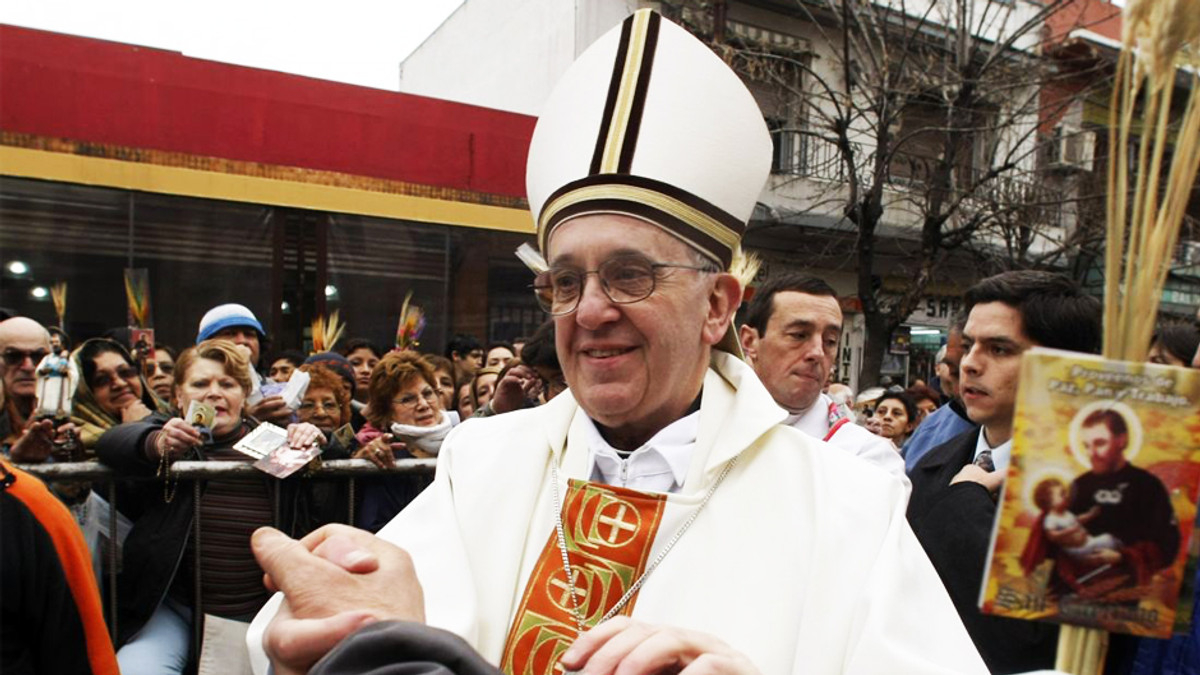 Папа Франциск відмовився <nobr>від палацу</nobr> - фото 1
