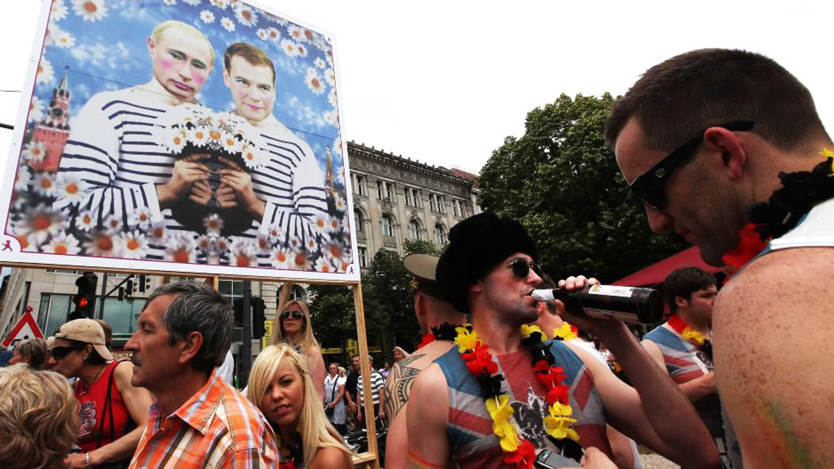 Голландія зустріне <nobr>Путіна гей-парадом</nobr> - фото 1