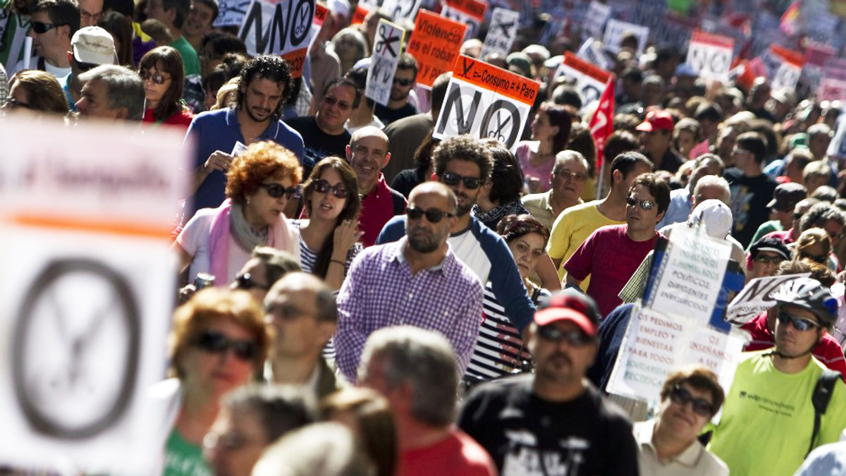 У Мадриді протестувала молодь - вимагали роботи - фото 1