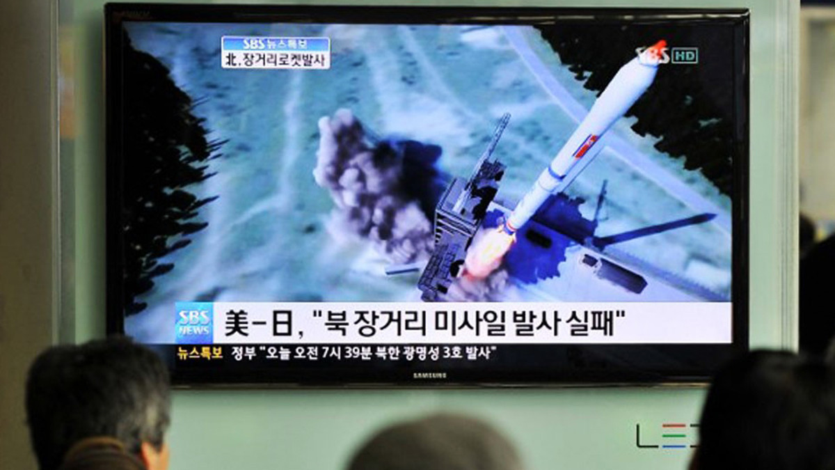 Північна Корея несподівано запустила ракету - фото 1
