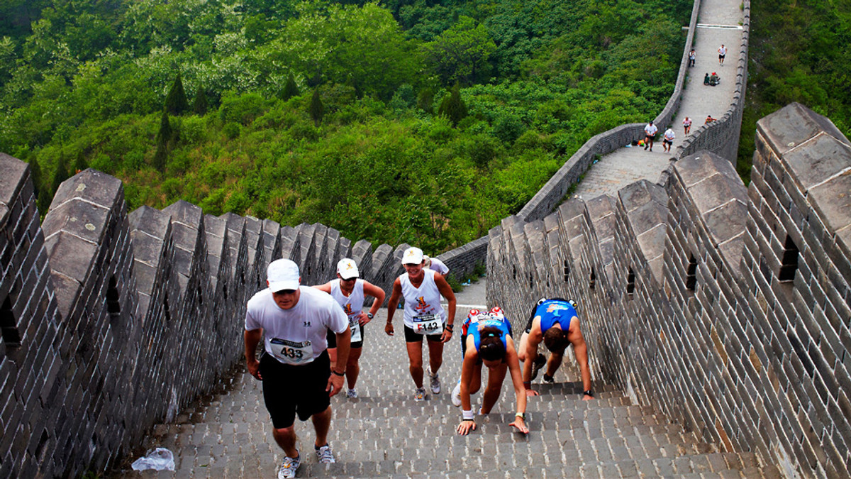 На Великій китайській стіні відбувся марафонський забіг - фото 1