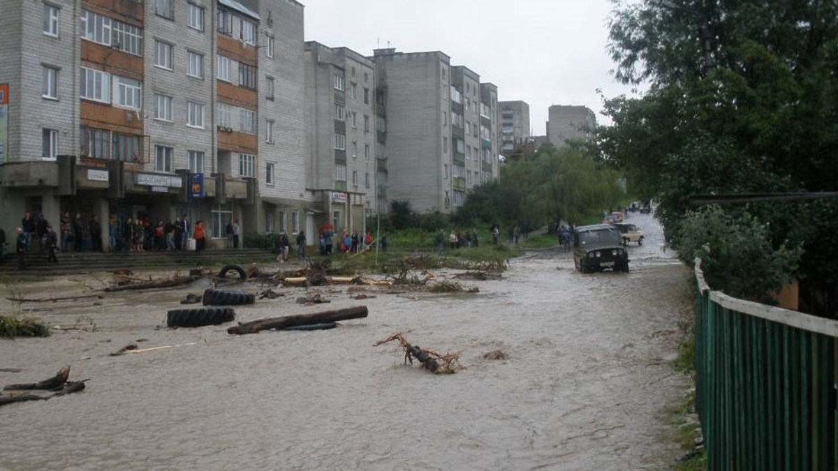 У Росії через повені евакуювали понад 17 тисяч людей - фото 1