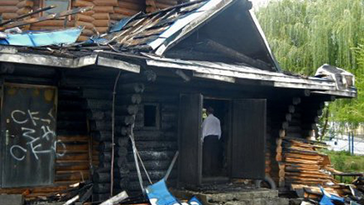 У Києві вандали спалили храм - фото 1