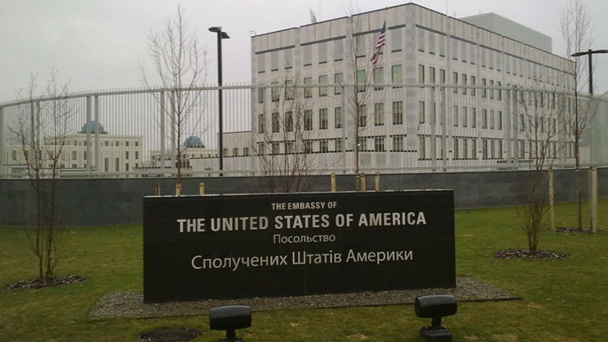 Посольство США оприлюднило заяву щодо розгону Євромайдану - фото 1