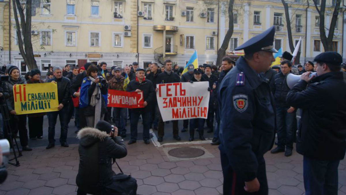 Одесити звинуватили Януковича у розгоні Євромайдану. ВІДЕО - фото 1