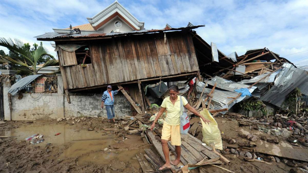 Руйнування від супертайфуну «Хайян» простяглись на 600 км - фото 1