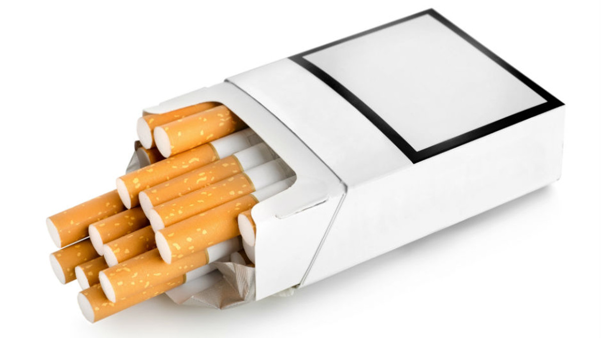 Україна стала виробляти горілки менше, а сигарет більше - фото 1