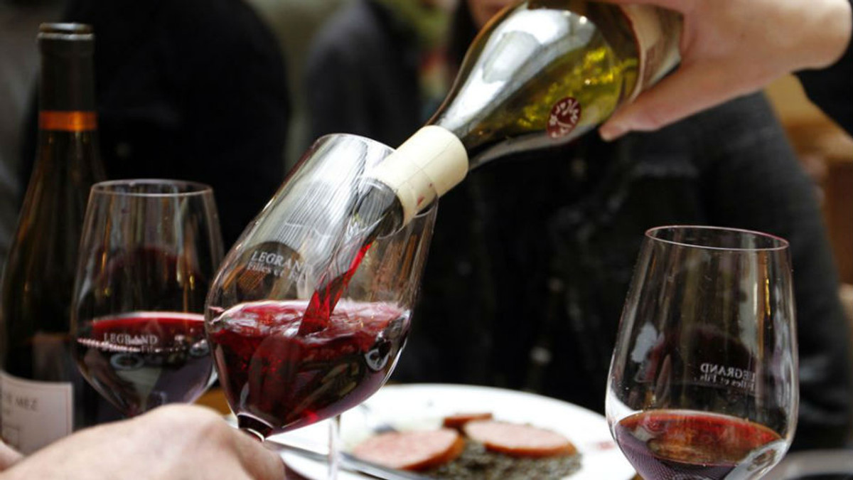 У Франції стартує свято вина «Божоле нуво» - фото 1