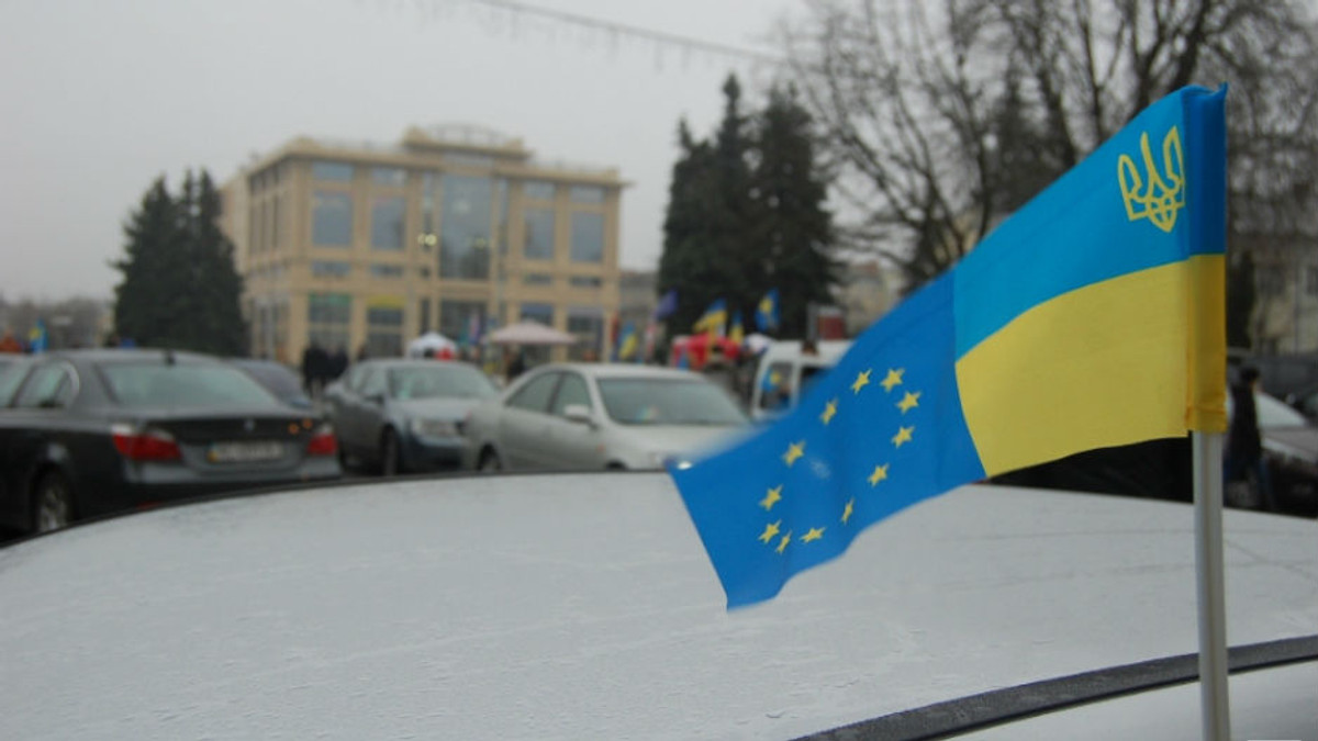 Дорогами Львова - на підтримку Євромайданів - фото 1