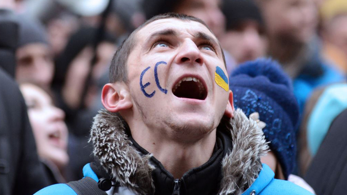Неполітичний Євромайдан мерзне - фото 1