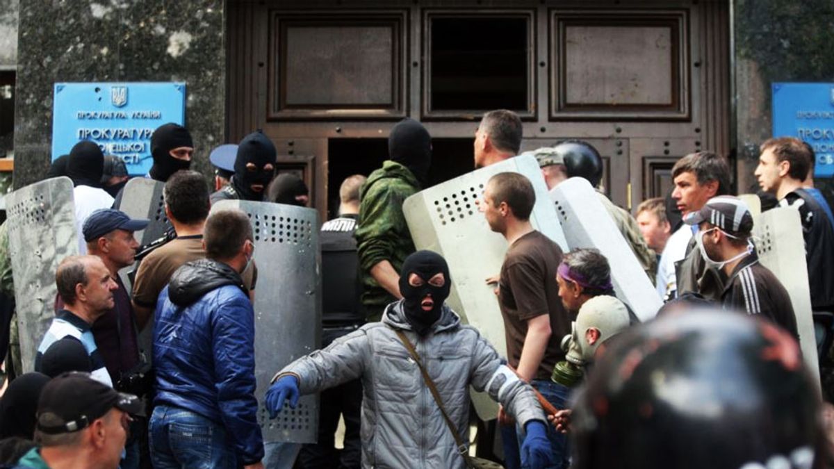 Донецьку прокуратуру повністю розгромлено - фото 1