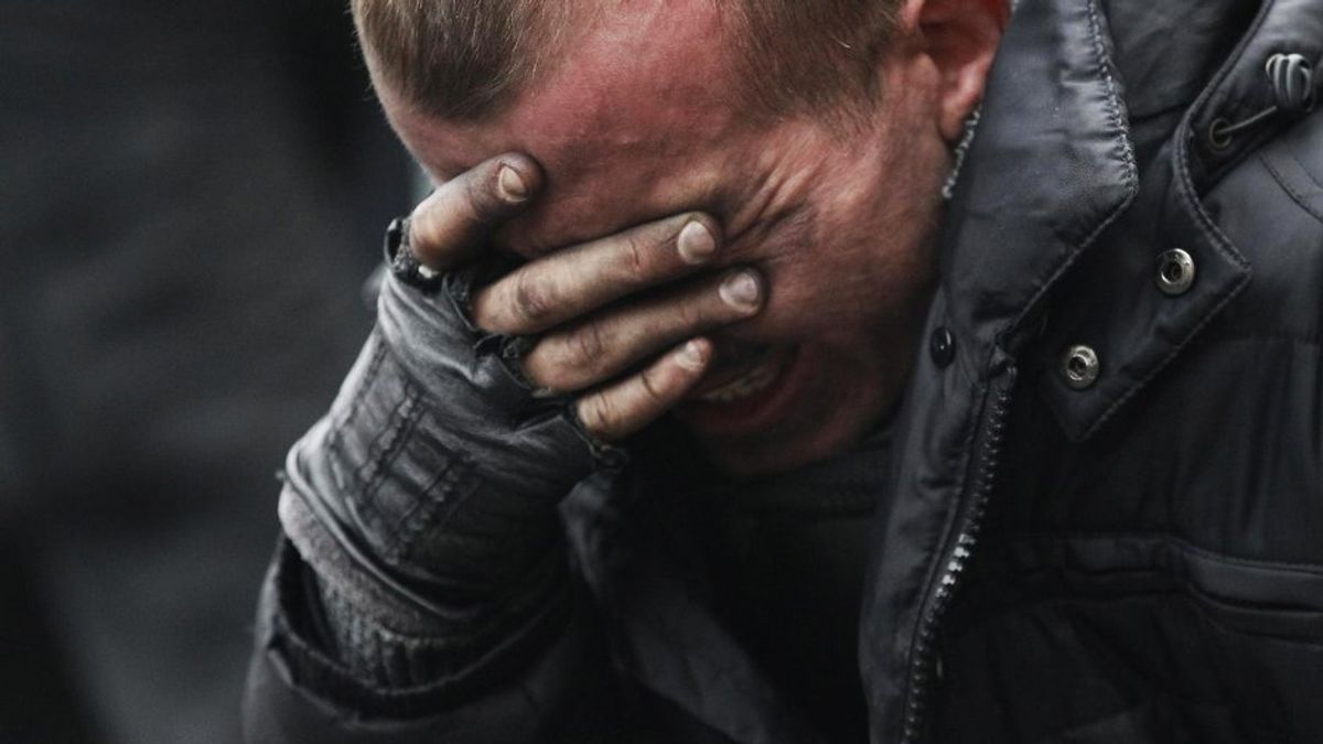 Майже 80 людей стали жертвами терористів на Сході України - фото 1