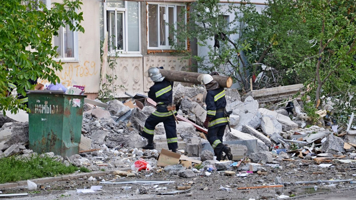 Внаслідок вибуху у Миколаєві постраждало 4 людей (Відео) - фото 1