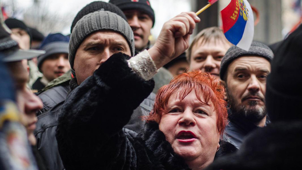 Мешканці Запоріжжя розігнали мітинг сепаратистів - фото 1