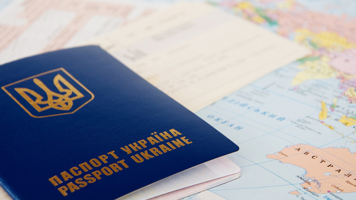 З 2015 року в'їжджатимемо в Росію тільки по закордонних паспортах - фото 1