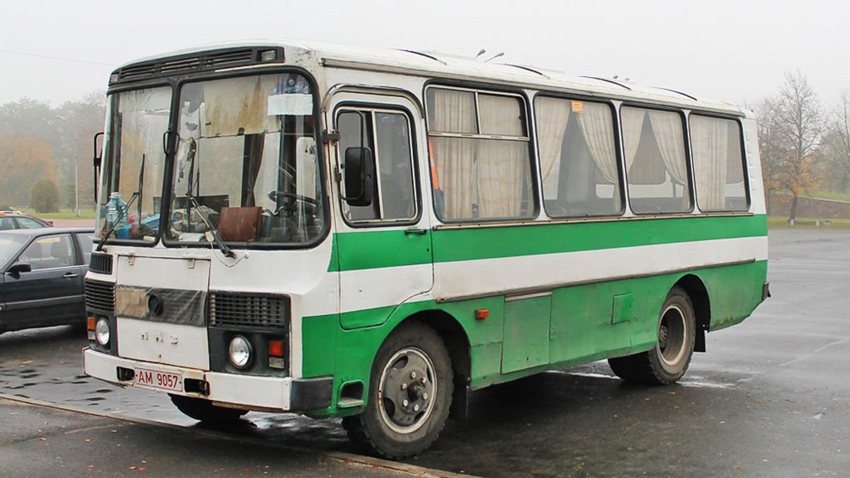 В Артемівську обстріляли рейсовий автобус - фото 1