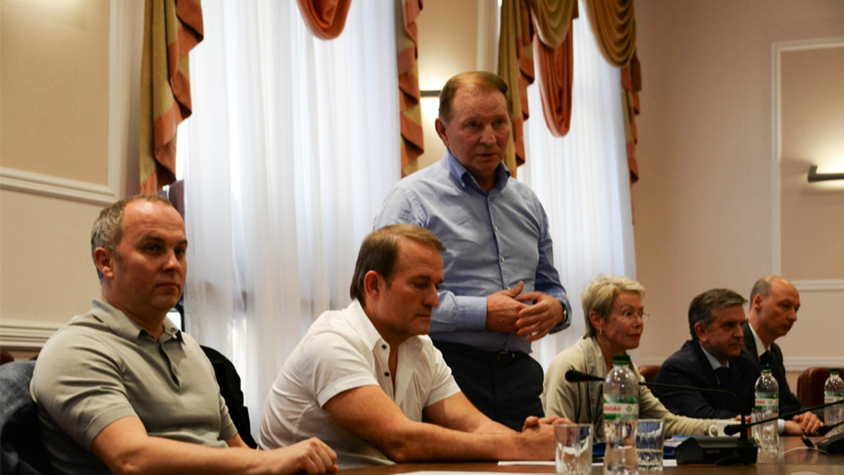 У Донецьку розпочався другий раунд переговорів з терористами - фото 1