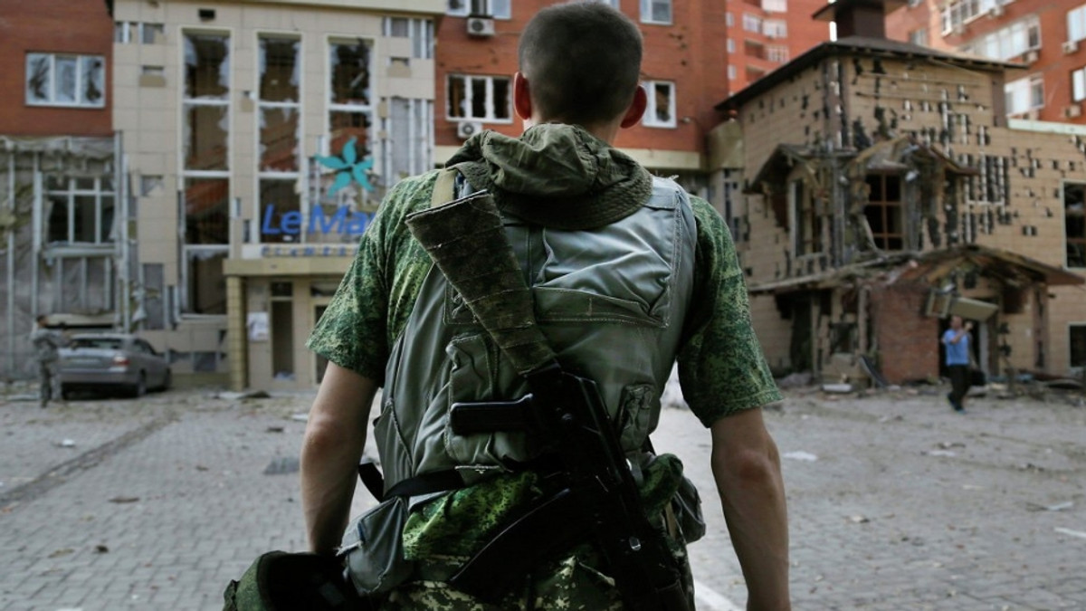 В Донецьку та Луганську вже йдуть вуличні бої – РНБО - фото 1