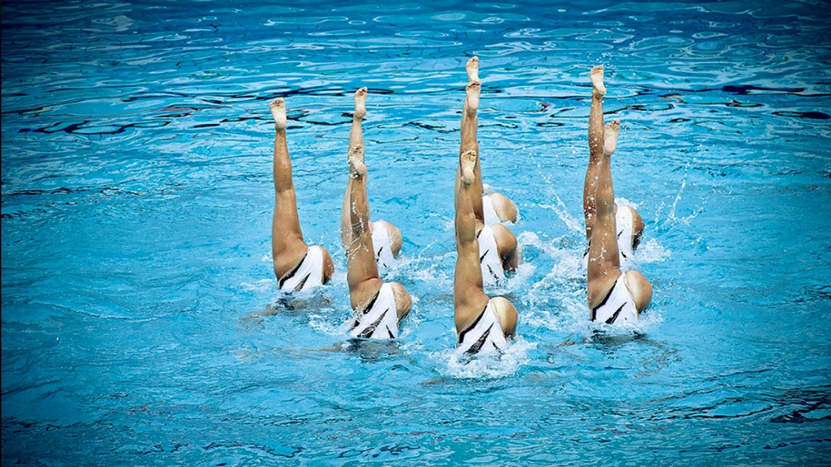 Збірна України з синхронного плавання стала чемпіоном Європи в комбінації - фото 1