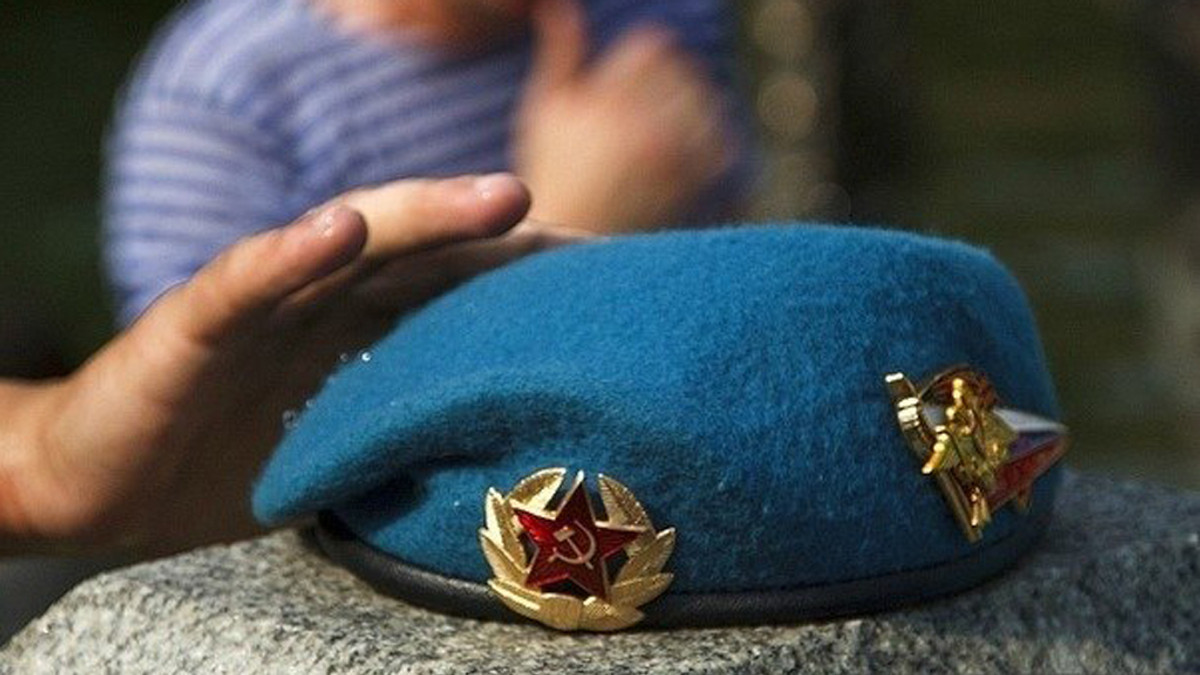 У Пскові таємно похоронили десантників, які швидше за все загинули на Донбасі - фото 1