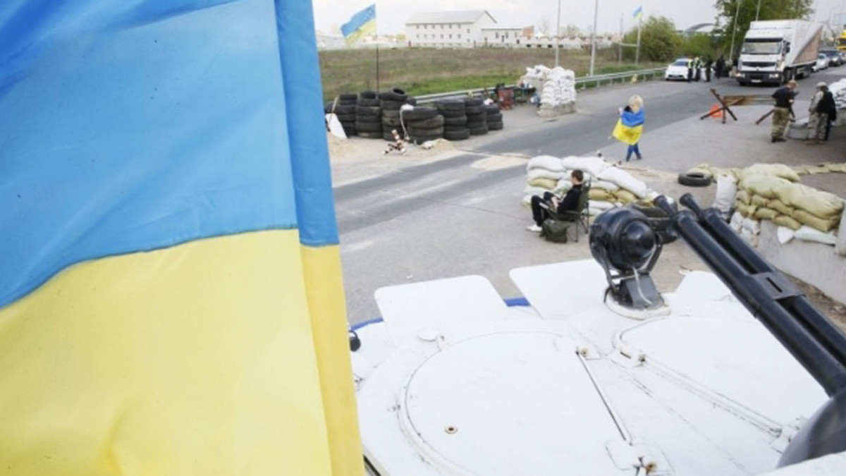 Навколо Києва встановили 9 блокпостів - фото 1