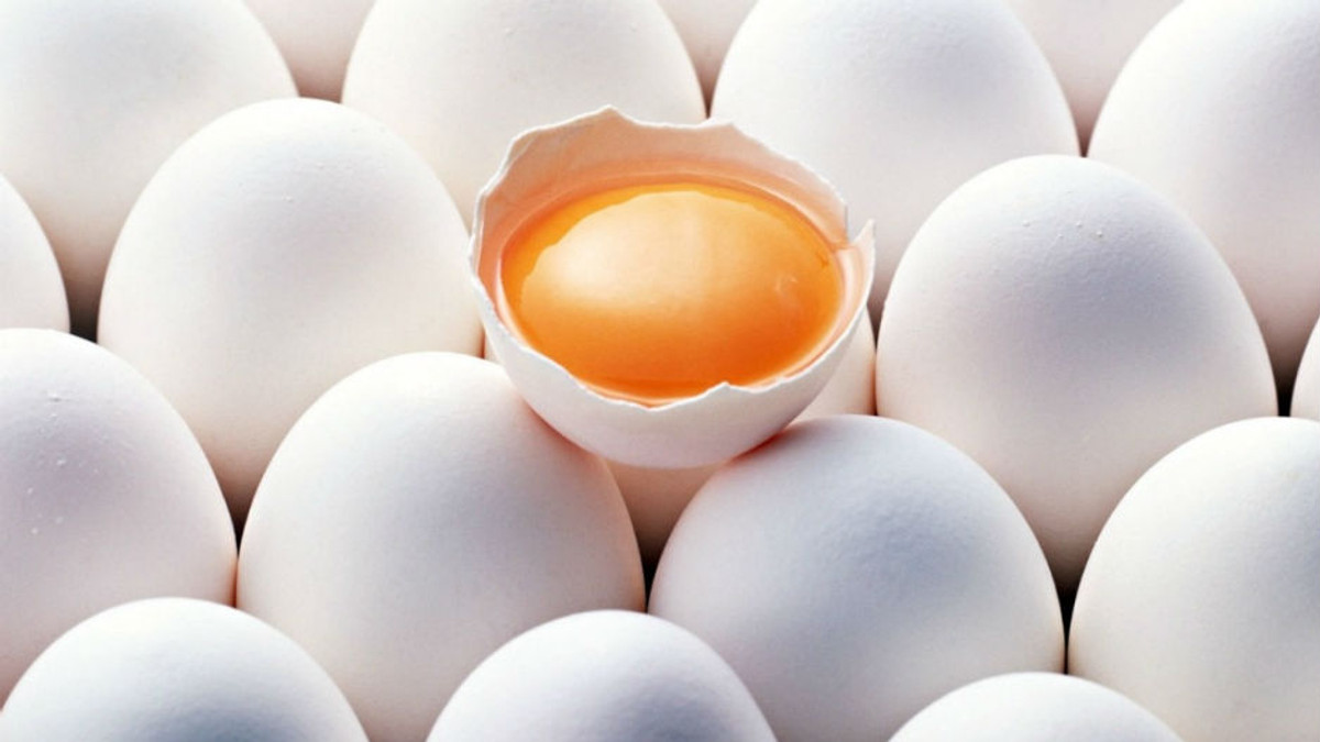 Росспоживнагляд радить росіянам не їсти курячі яйця з Європи - фото 1