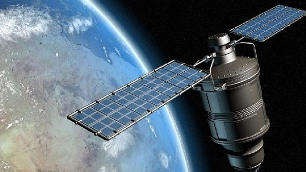 Над США вибухнув російський супутник-розвідник - фото 1