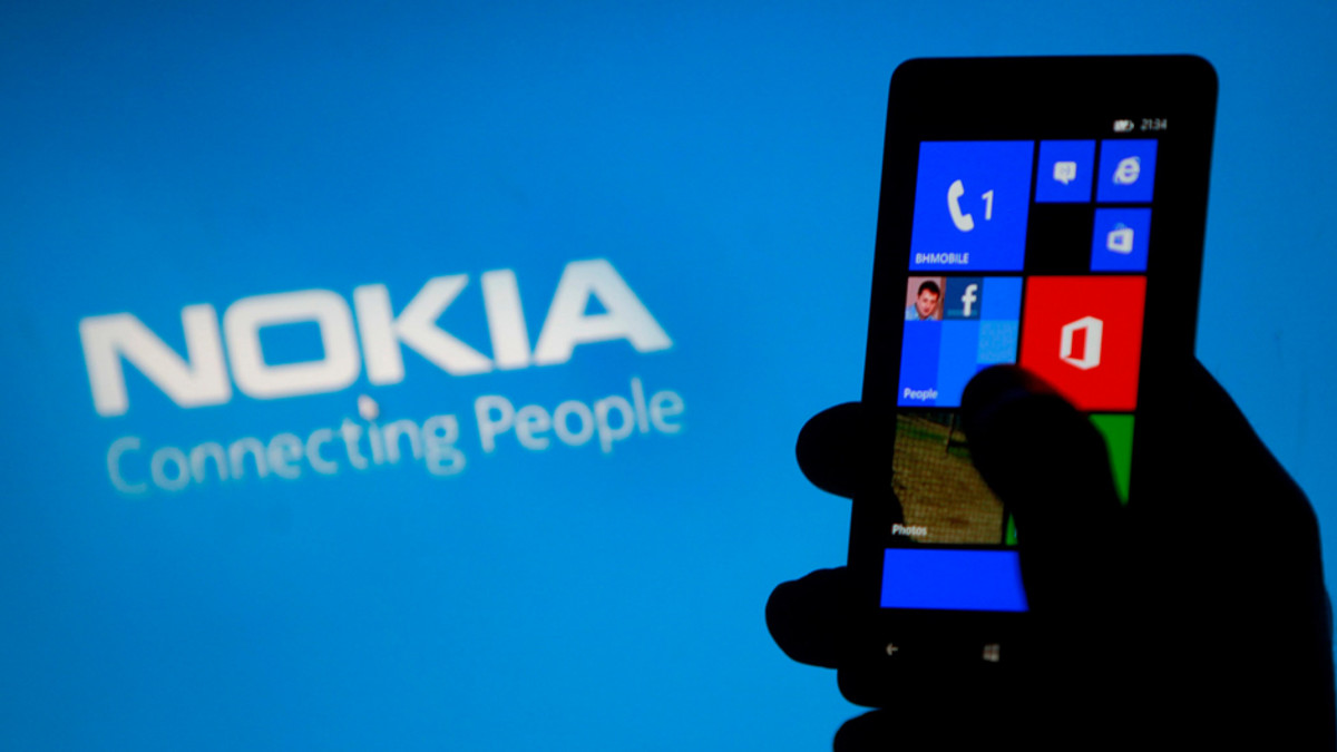 Microsoft відмовляється від Nokia - фото 1