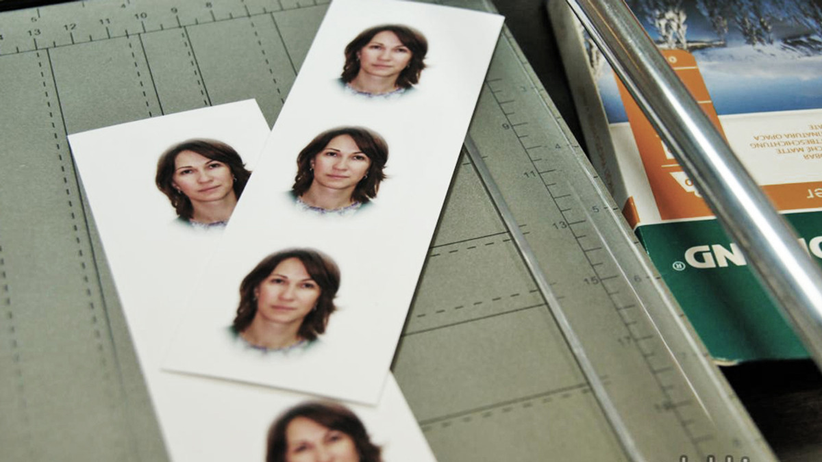 В «ЛНР» почали видавати паспорти (Фото) - фото 1
