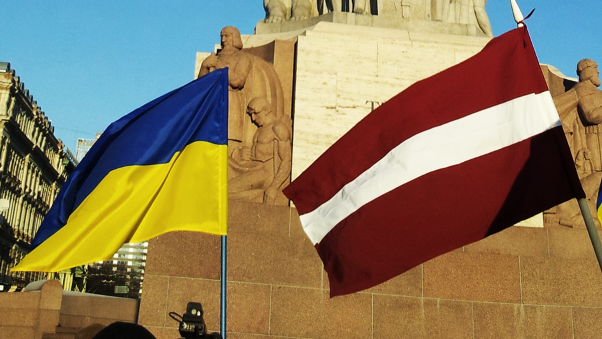 Латвія прагне заморозити візовий діалог між Росією та ЄС - фото 1