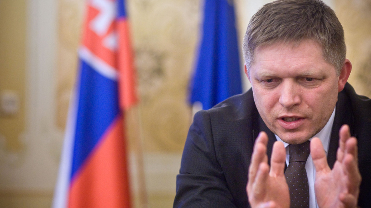 Прем'єр Словаччини: Україна чекає рішення від усіх, тільки не від себе - фото 1