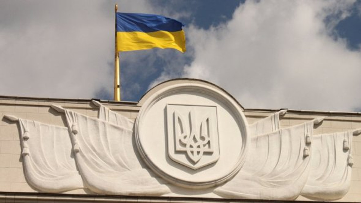 В Україні стартували вибори до Верховної Ради - фото 1