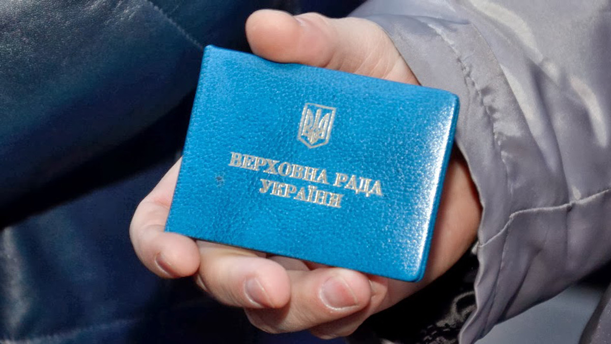 Українці обрали 427 депутатів - фото 1
