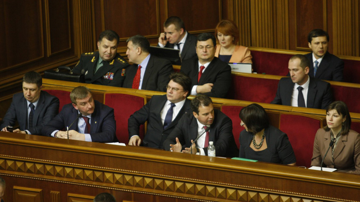 Новий склад Кабміну підтримали 5 опозиційних депутатів - фото 1