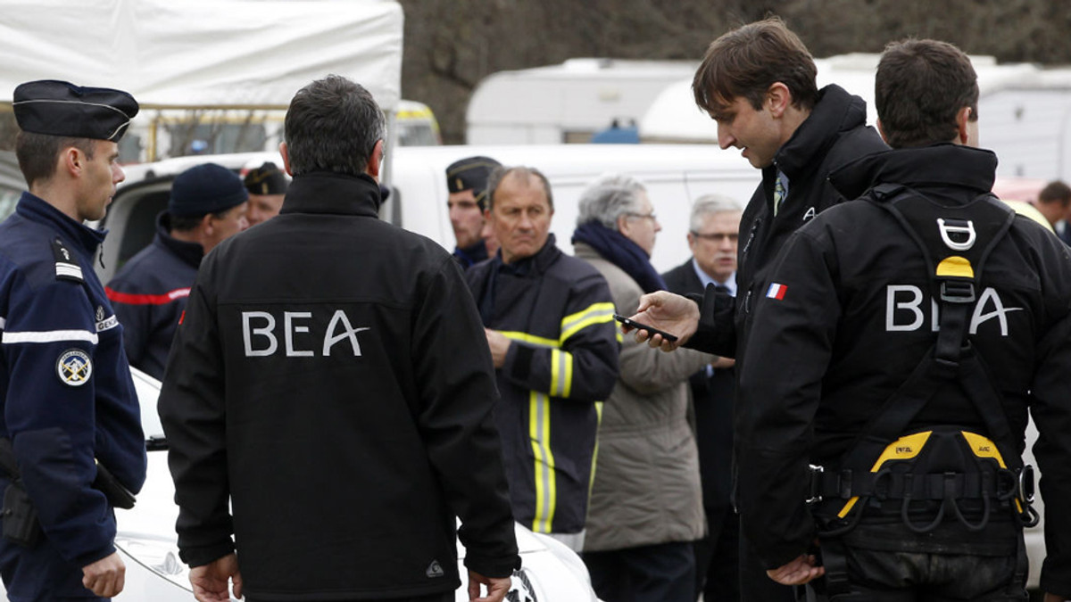 Рятувальники завершили пошук загиблих пасажирів А320 на півдні Франції - фото 1