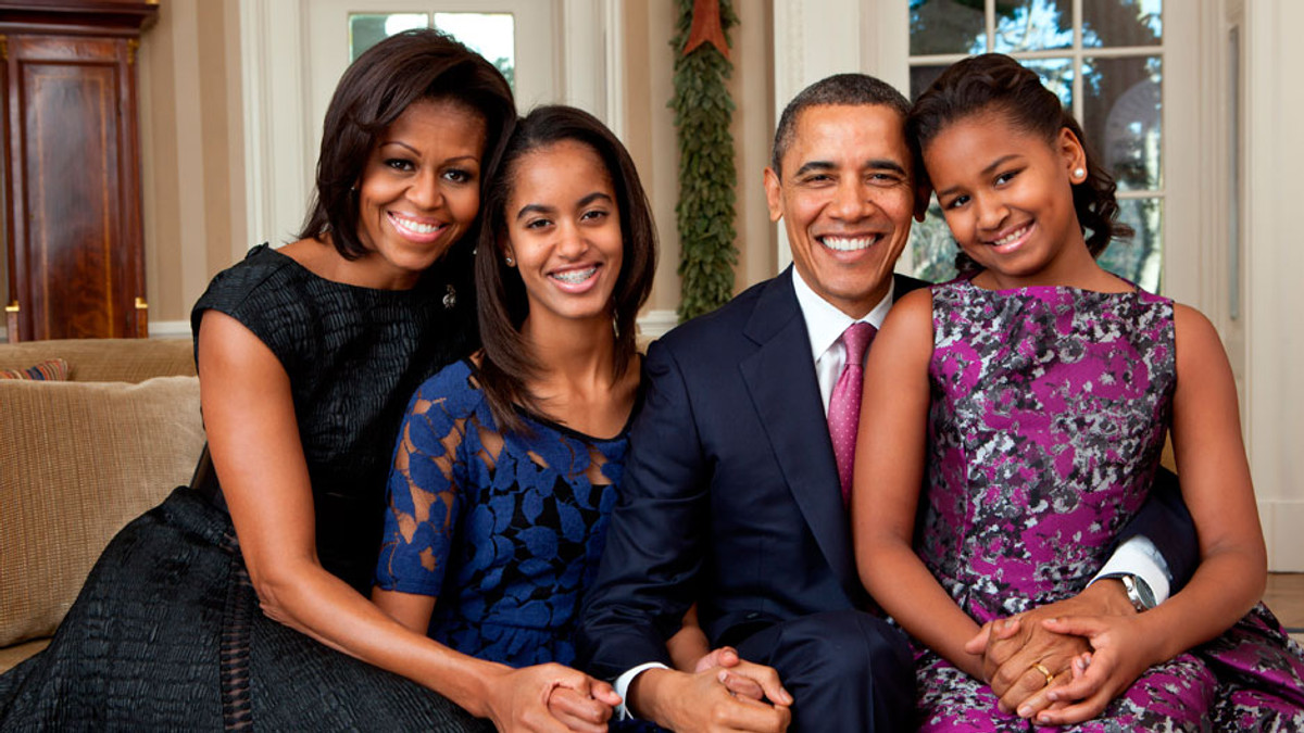 Родина Обами торік заробила $477 тисяч - фото 1