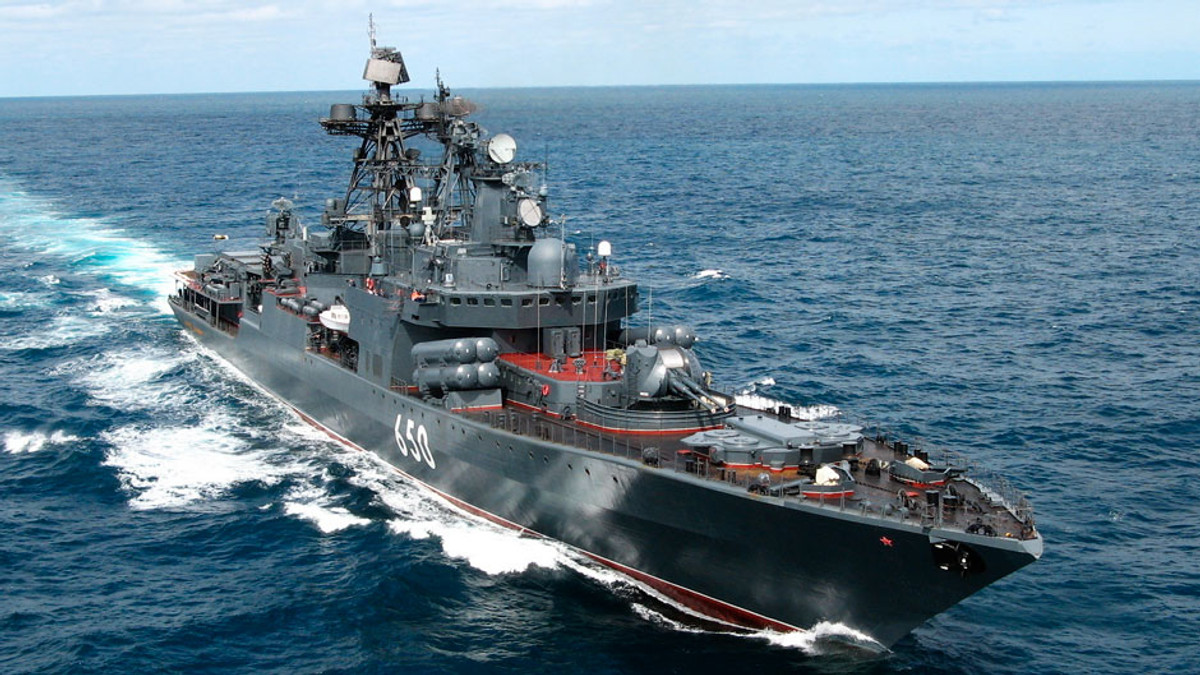 Корабель РФ евакуював з Ємену 14 українців - фото 1