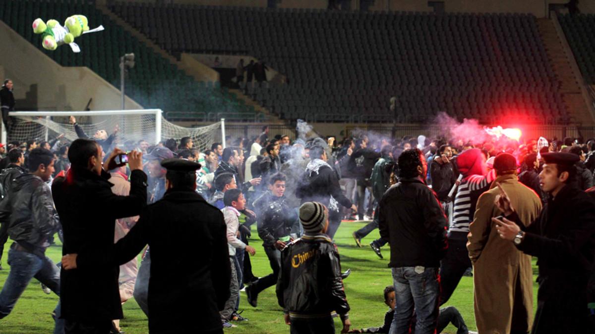 В Єгипті за футбольні безпорядки 11 людей засудили до страти - фото 1