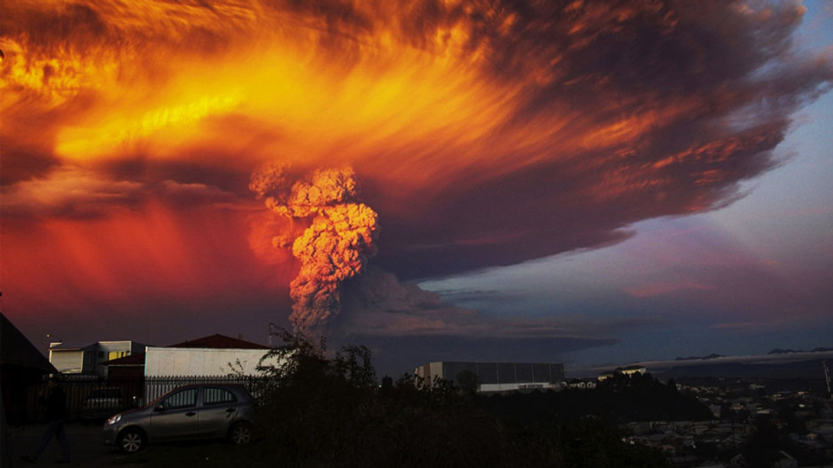 Виверження вулкану може відрізати Чилі від усього світу (Відео) - фото 1