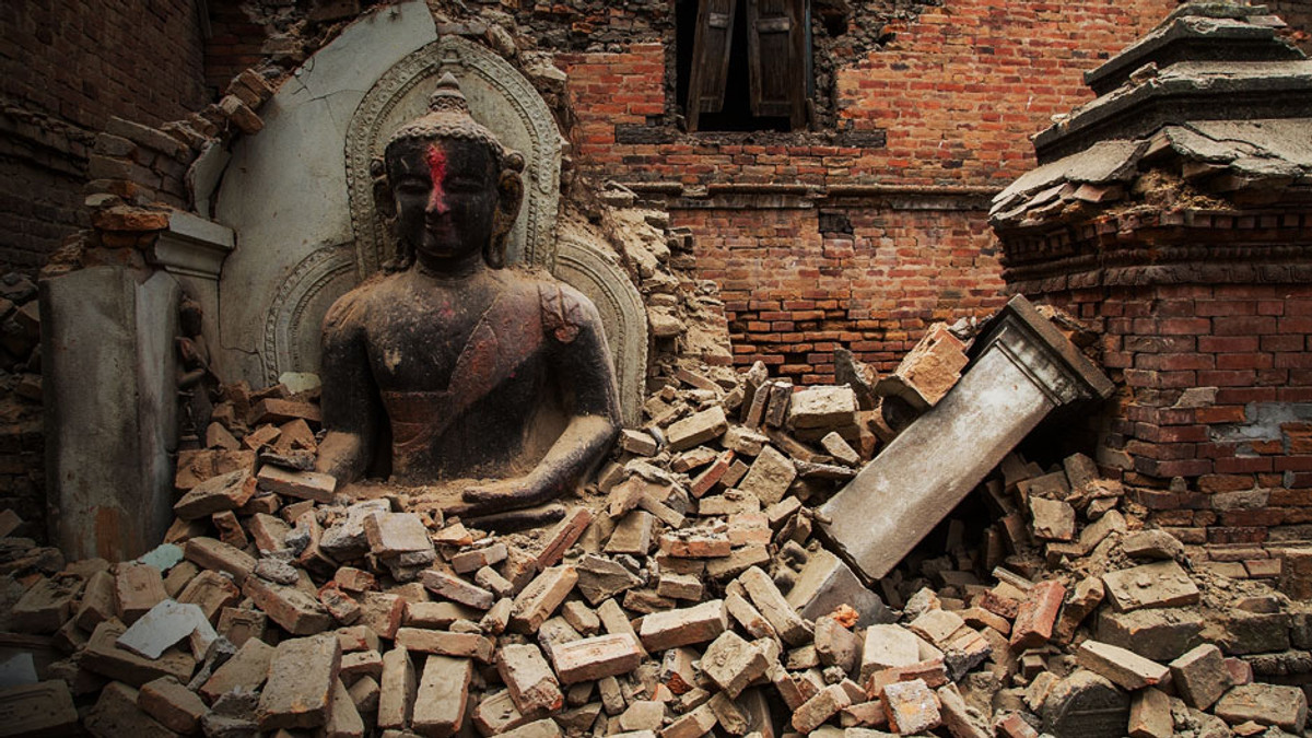 Кількість загиблих внаслідок землетрусів у Непалі перевищує 4 тисячі - фото 1