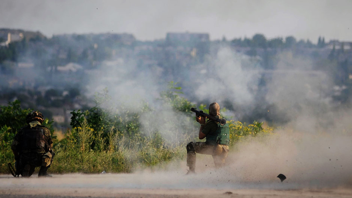 Бої на Луганщині різко посилилися - фото 1