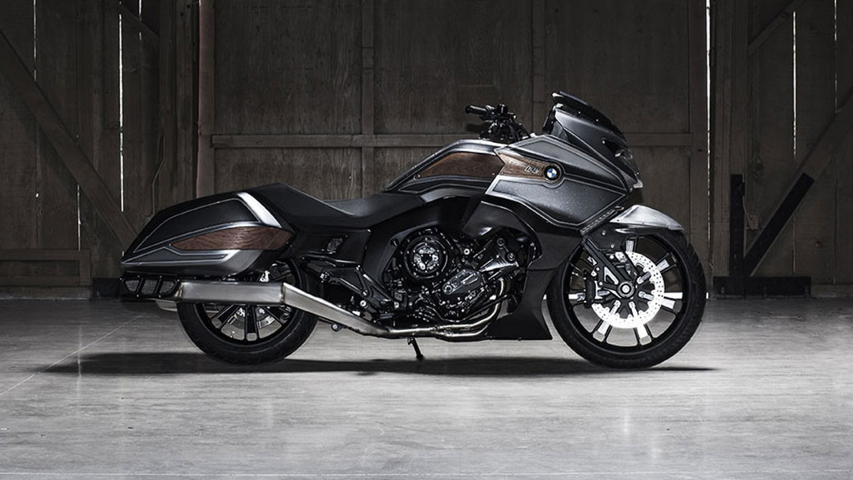 BMW представила концепт розкішного мотоцикла - фото 1