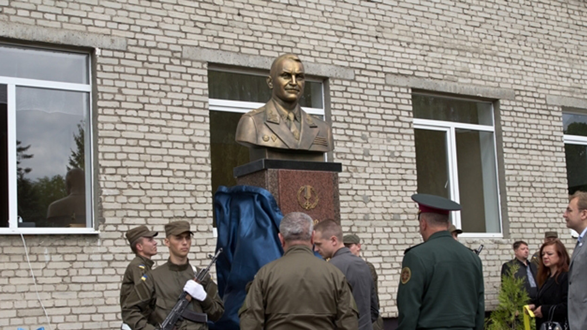 У Львові відкрили пам'ятник генералу Кульчицькому - фото 1
