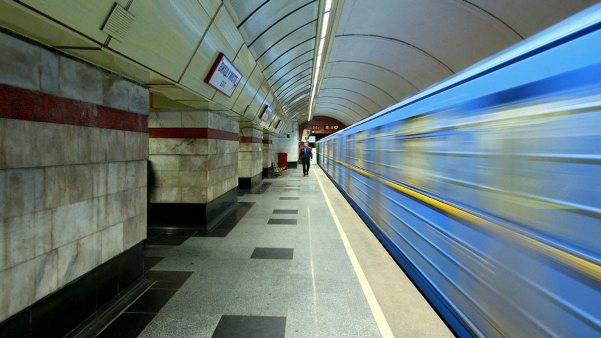 Вже 7 столичних станцій метро мають інтернет - фото 1