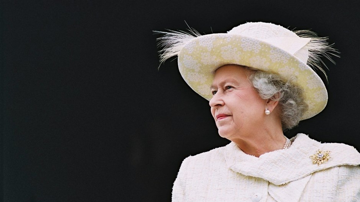 Великобританія святкує 89-ий день народження королеви - фото 1