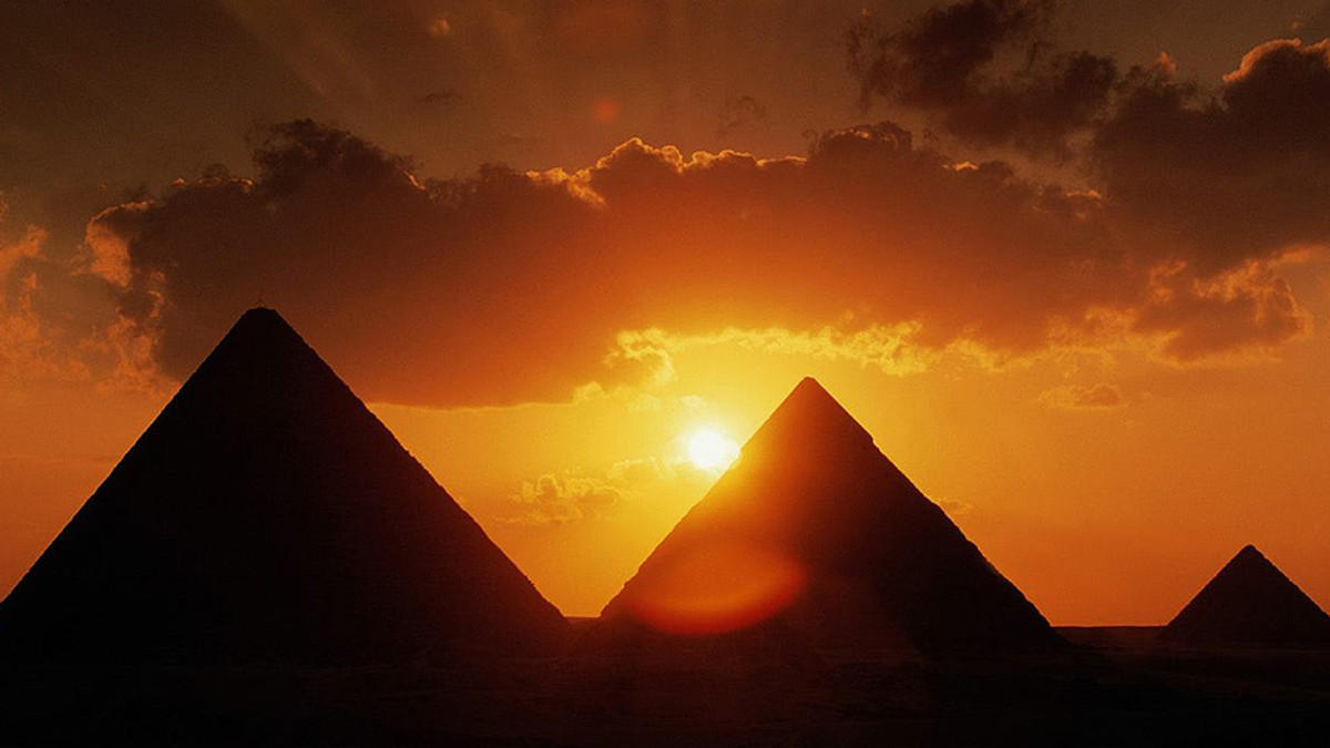 Американський астронавт показав єгипетські піраміди з космосу - фото 1