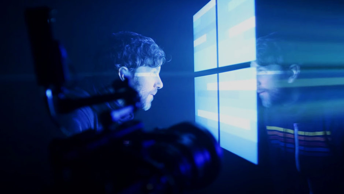 Microsoft показала, як знімає шпалери для Windows 10 (Відео) - фото 1